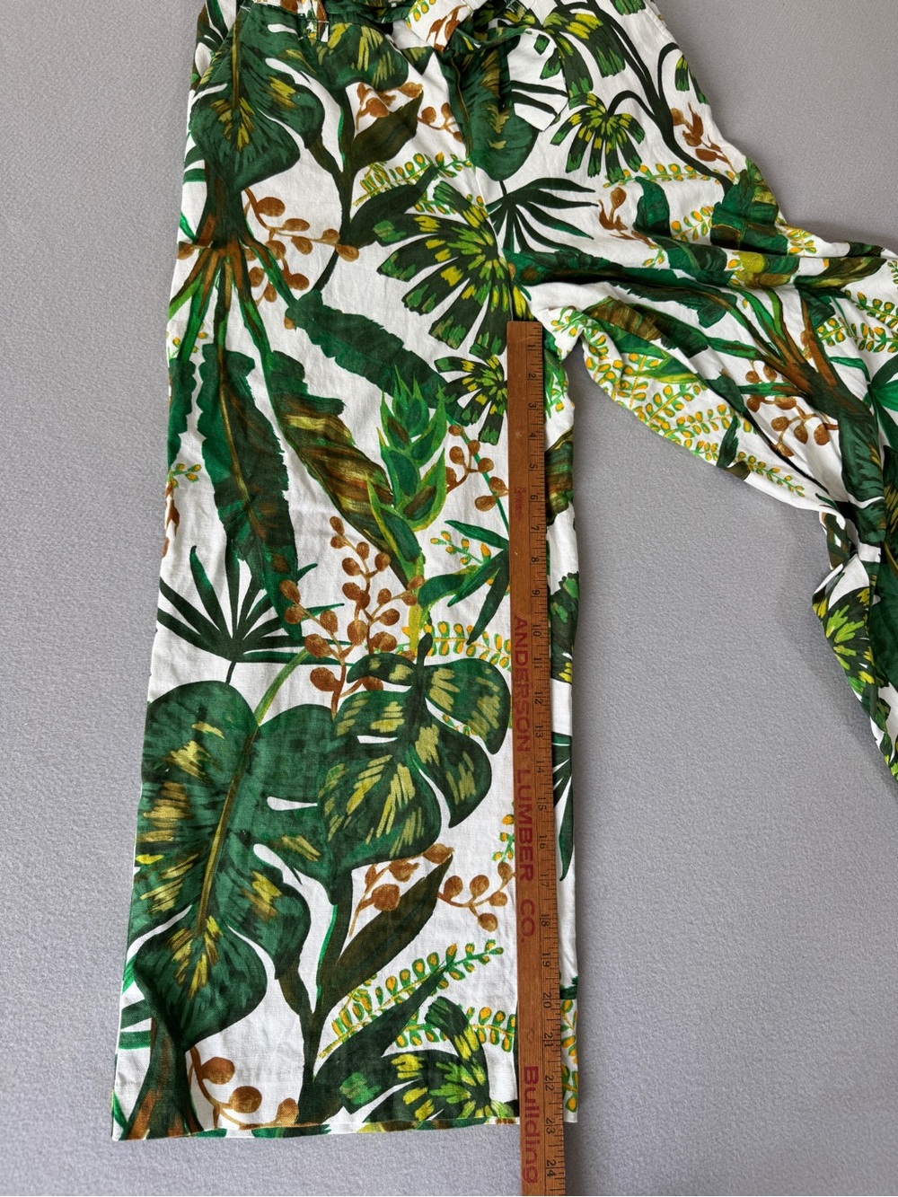 Joie Tropical Print Linen Blend Wide Leg Crop Pants Tie Waist Green White Size M - Picture 11 of 14